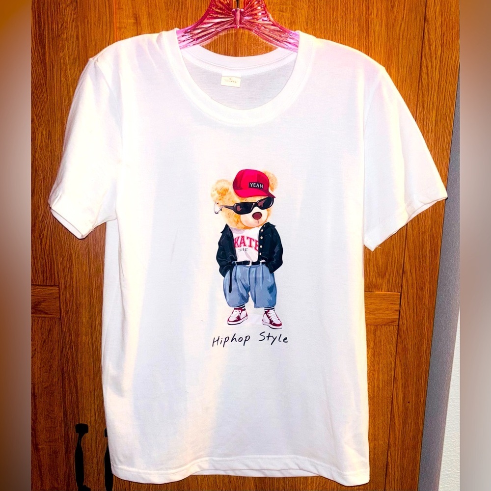 Hip Hop Style Skater Teddy Bear Short Sleeve T Shirt Size Small